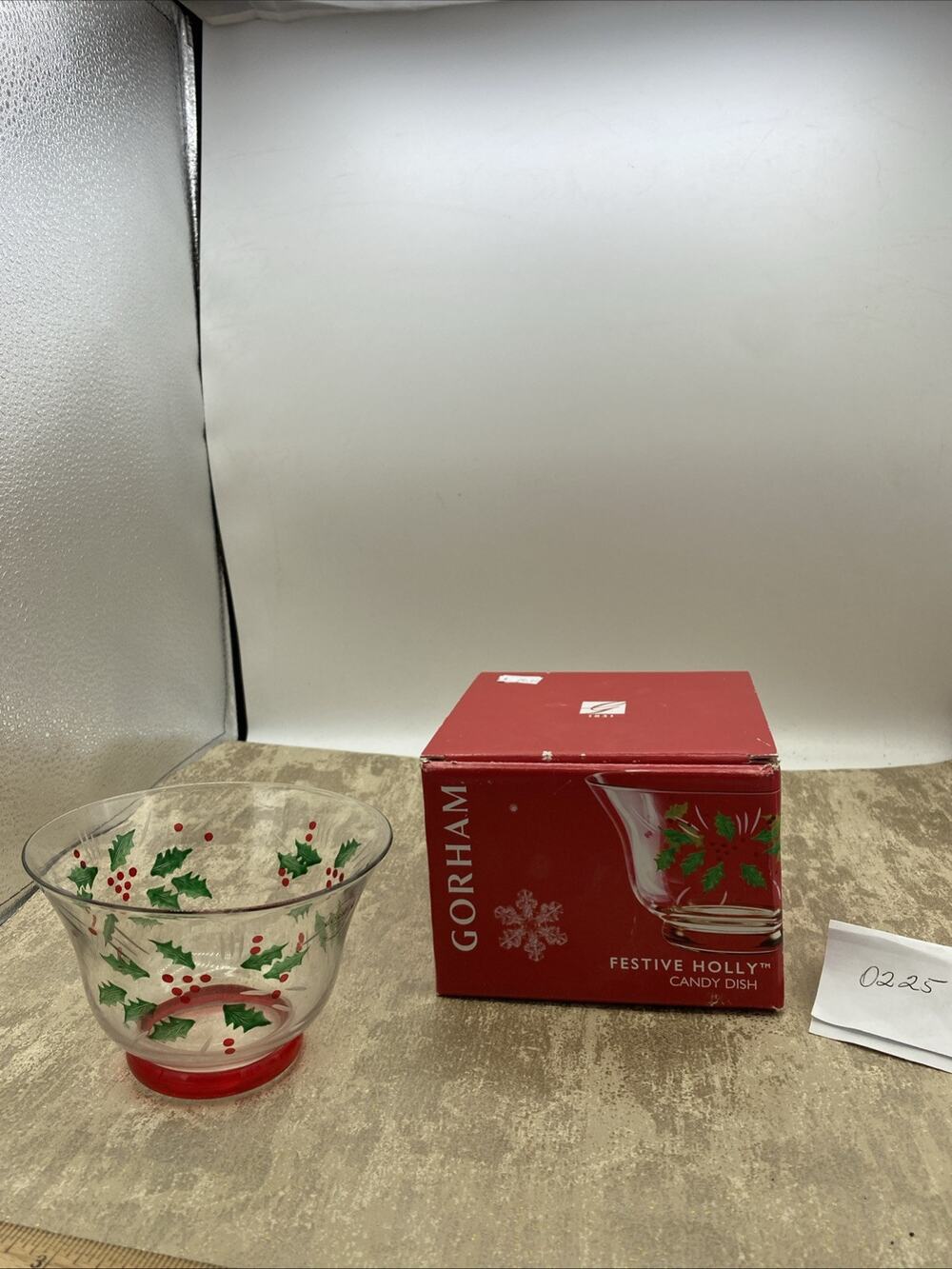 GORHAM FESTIVE HOLLY CANDY DISH - HAND-CUT AND HAND PAINTED 5" D